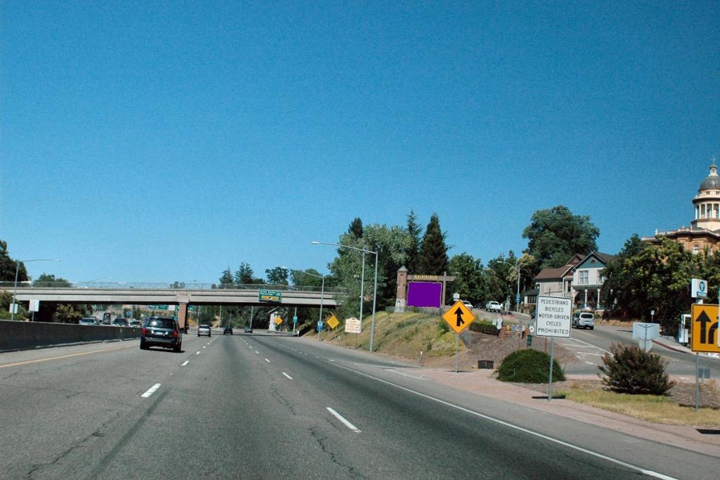 Photo of a billboard in Pilot Hill