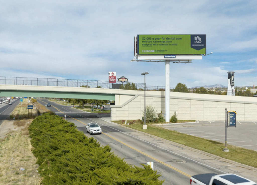 Photo of a billboard in Magna