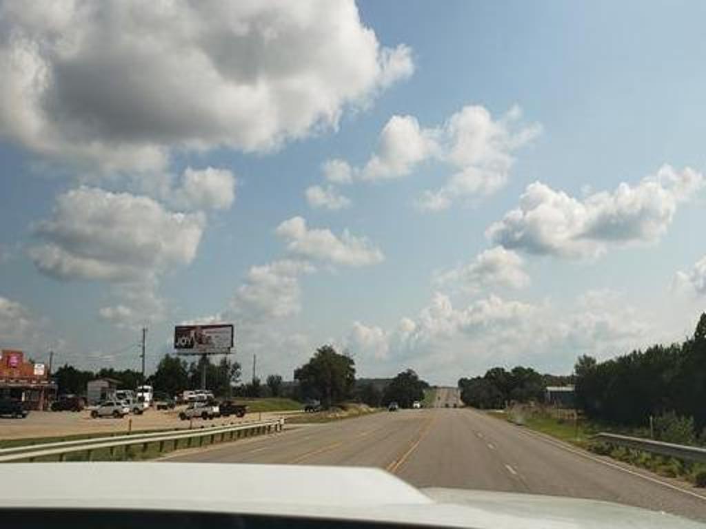Photo of a billboard in Rio Frio